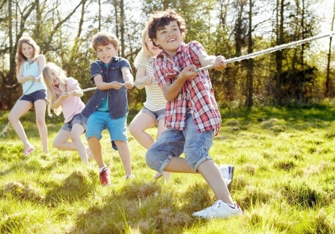 Children in Europe now have access to first-of-its-kind diabetes sensing technology, which eliminates routine finger pricks. Abbott&apos;s FreeStyle Libre flash glucose monitoring system is now indicated for children and teens with diabetes aged 4-17 years old. (PRNewsFoto/Abbott)